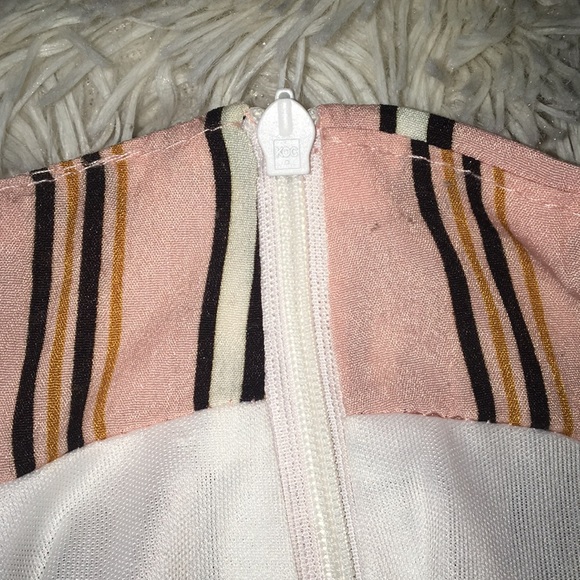 High Waisted Retro Striped Shorts - Picture 3 of 3